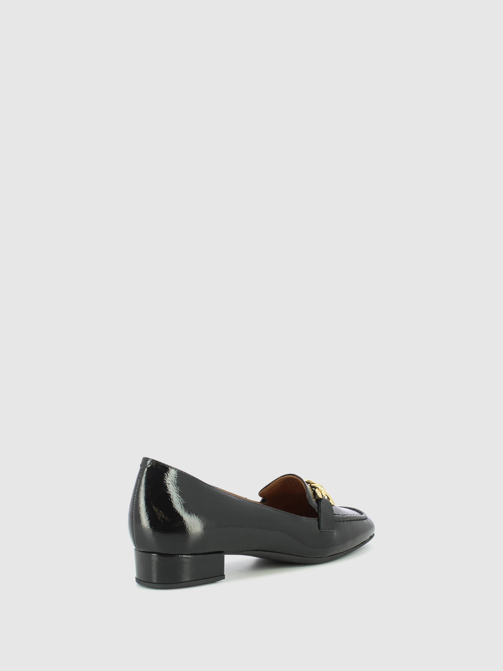 Sapatos com Apliques em Preto