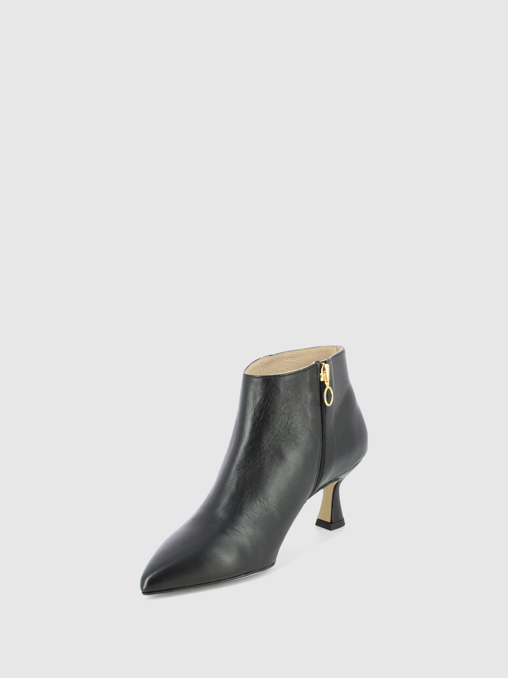 Botins Stiletto em Preto