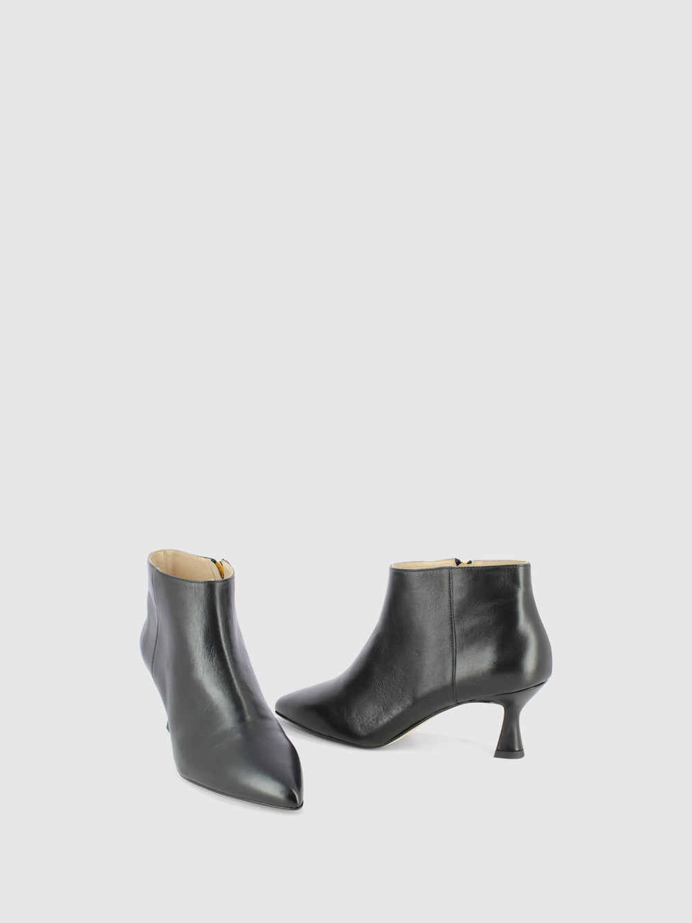 Botins Stiletto em Preto