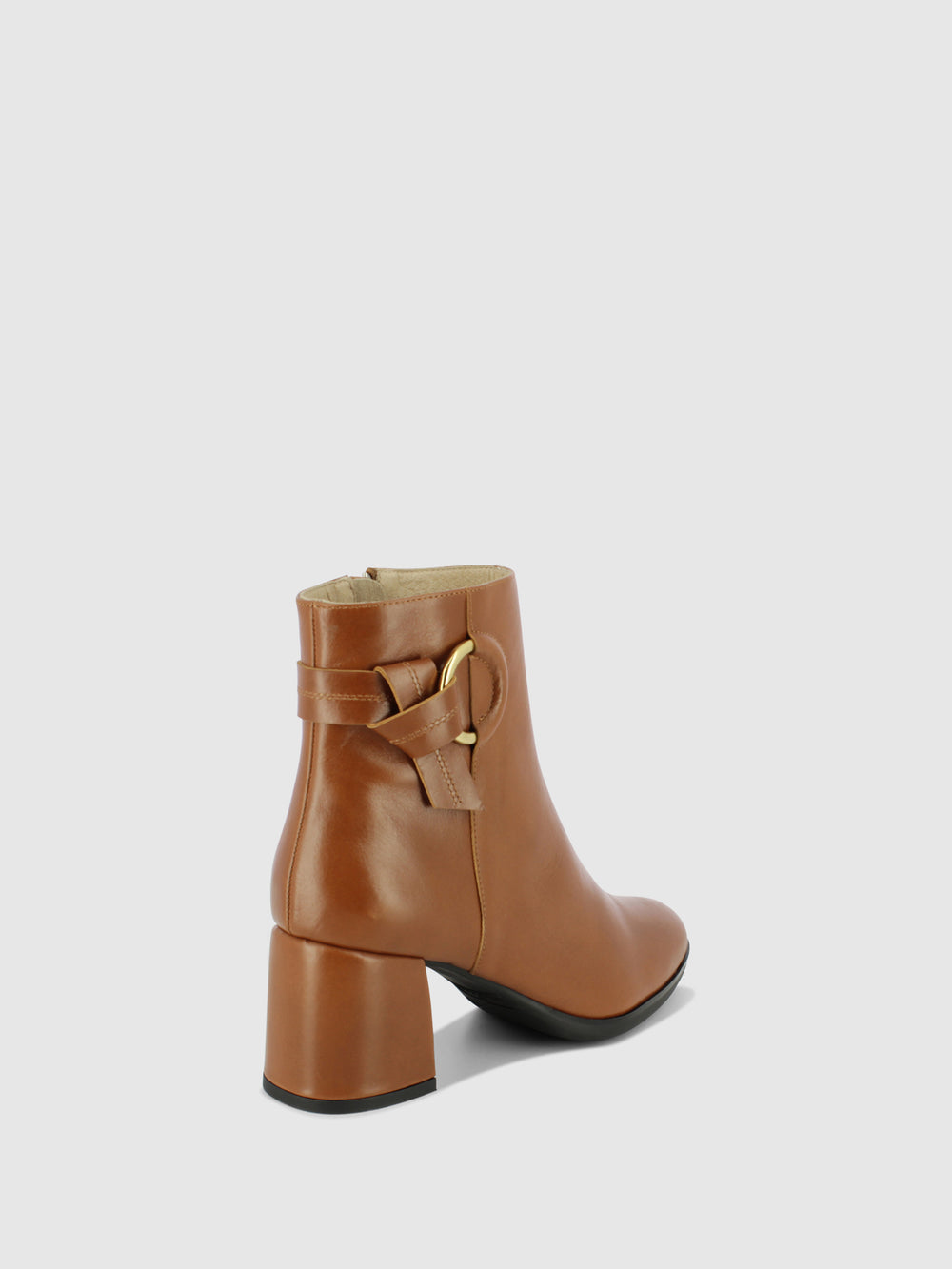 Botins com Fecho em Camel