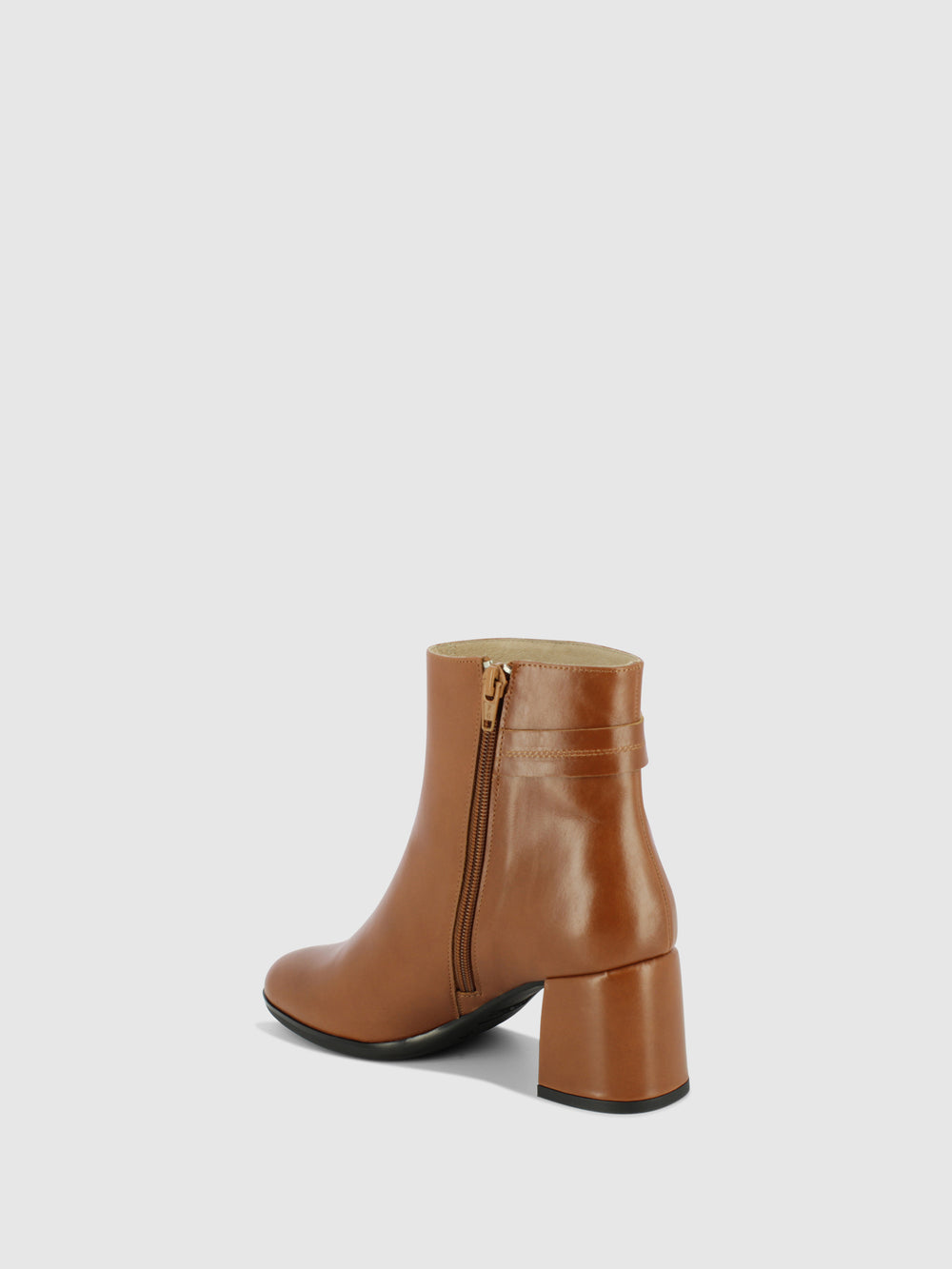 Botins com Fecho em Camel