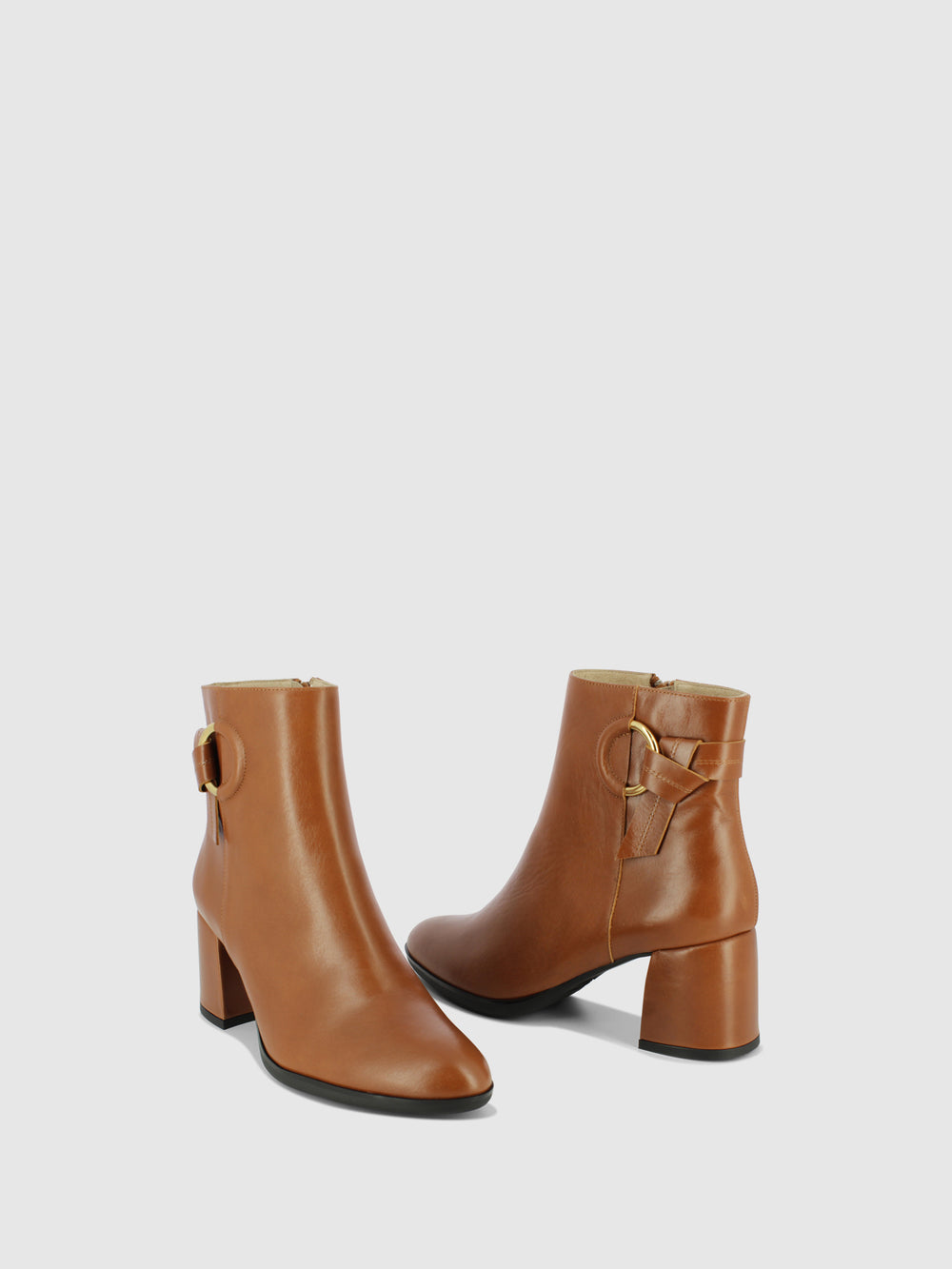 Botins com Fecho em Camel