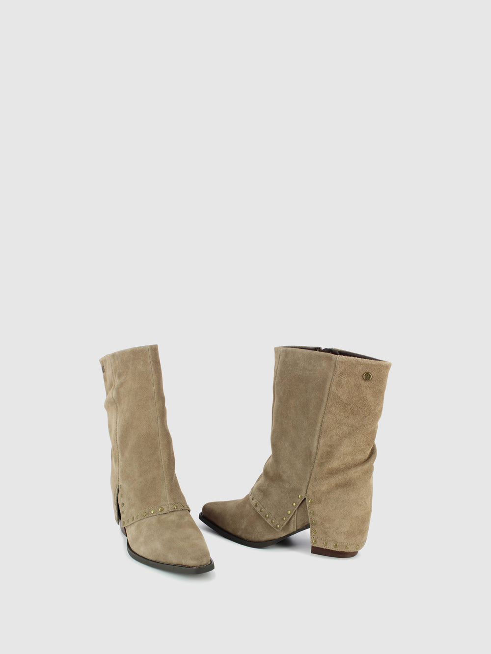 Botas com Fecho em Taupe