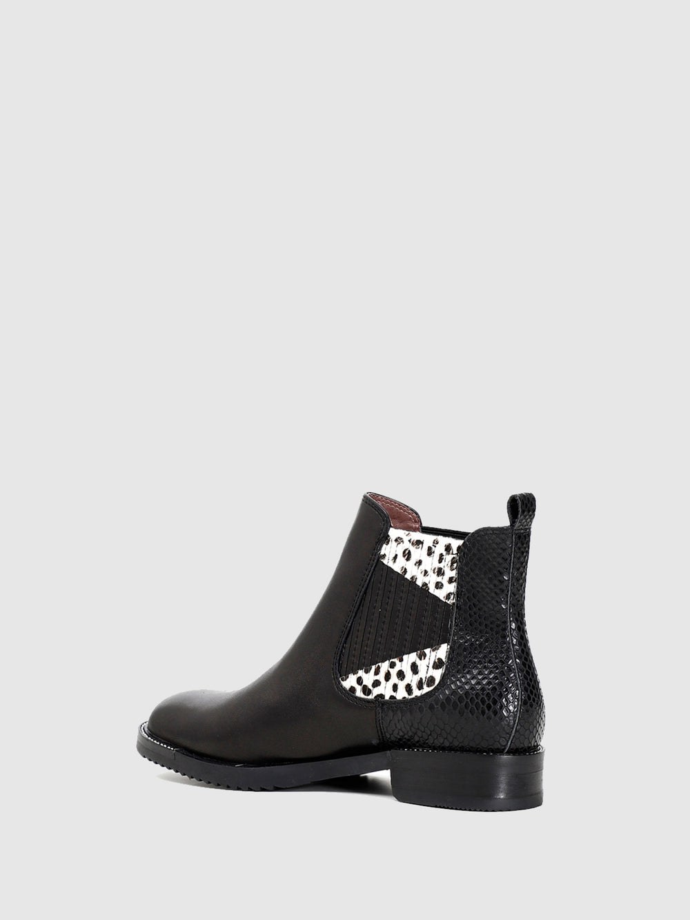 Botins Rasas em Preto