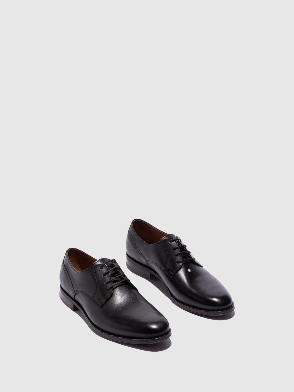 Sapatos com Atacadores em Preto