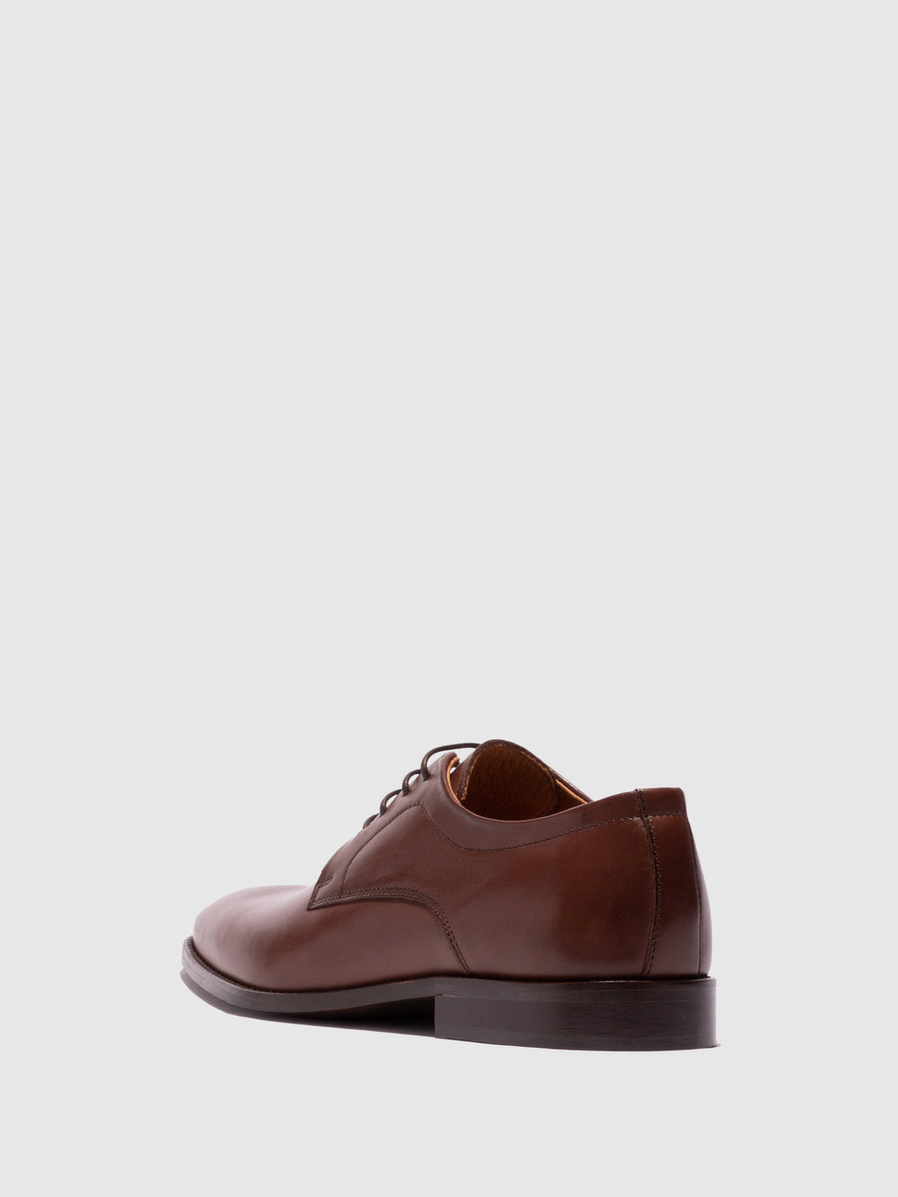 Sapatos com Atacadores em Castanho