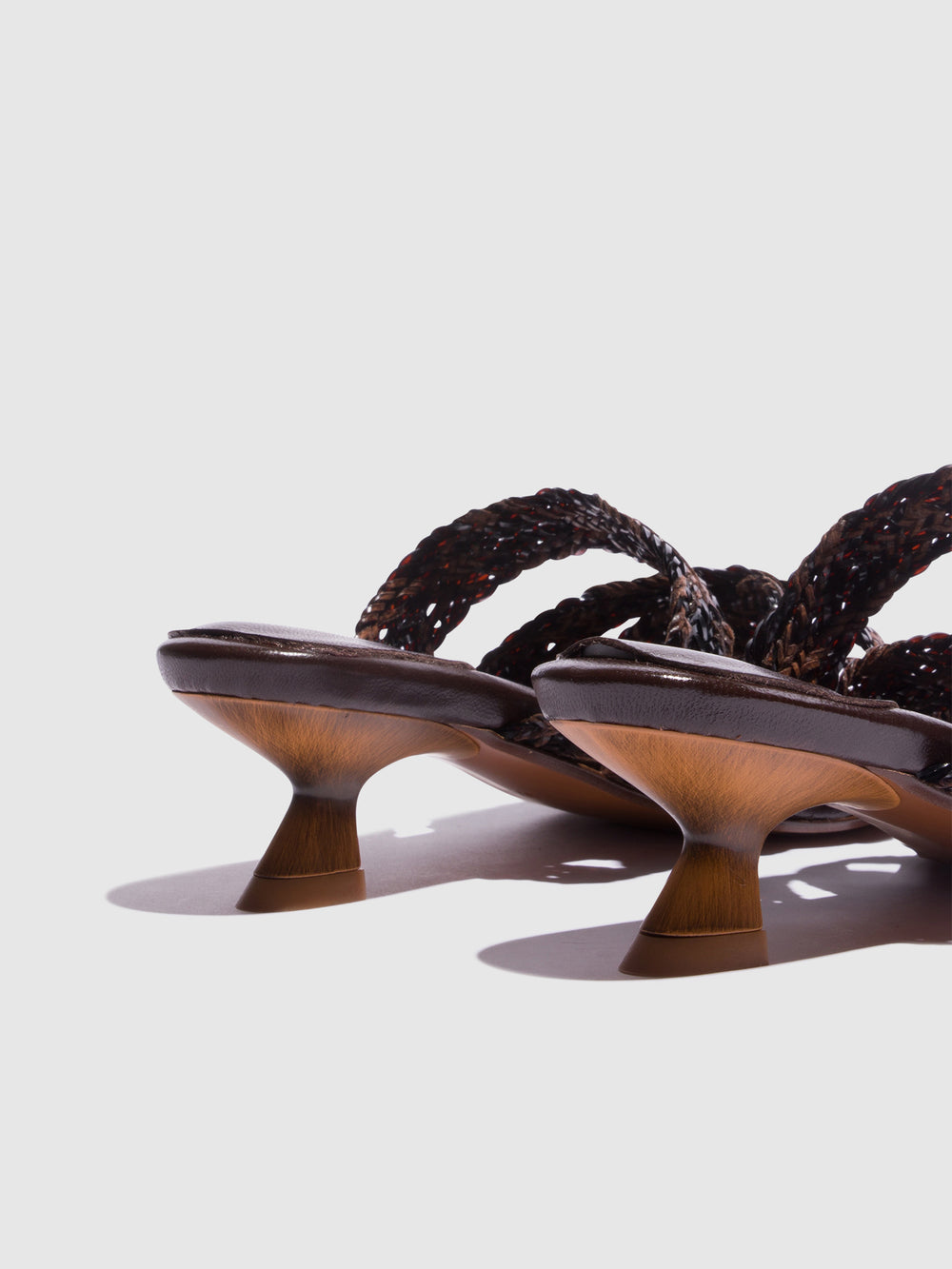 Mules de Salto Grosso em Multicolor