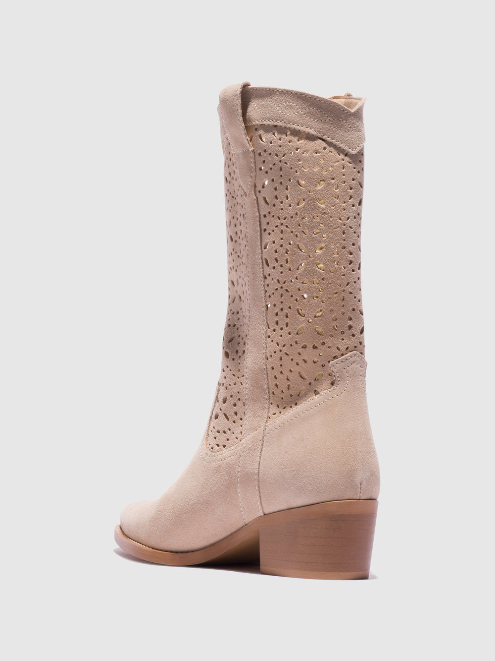 Botas Pontiagudas em Bege