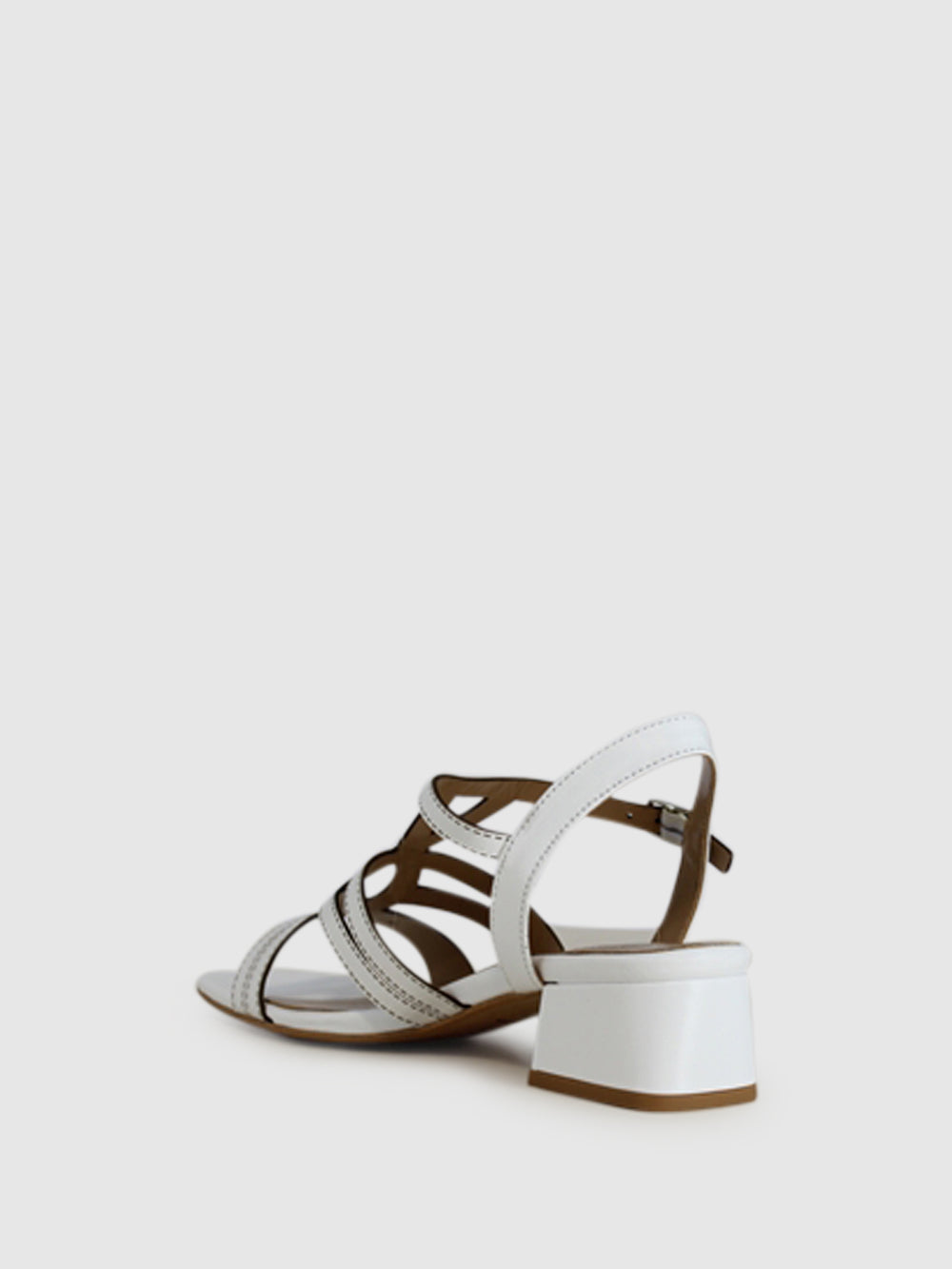 Sandálias com Tira no Tornozelo em Branco