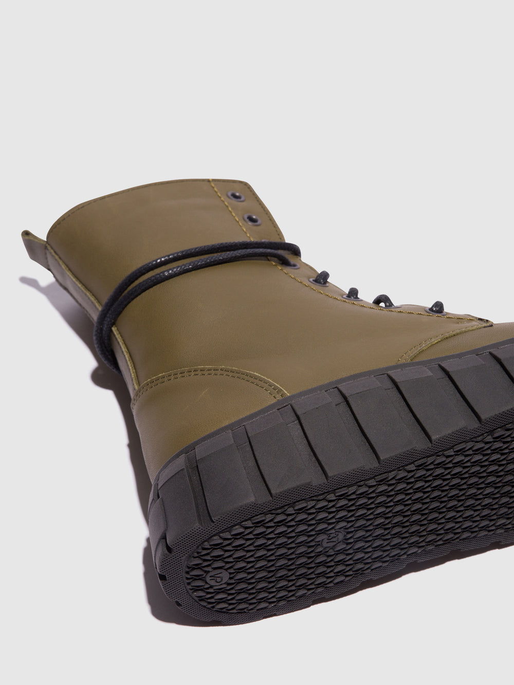 Botas com Atacadores em Khaki