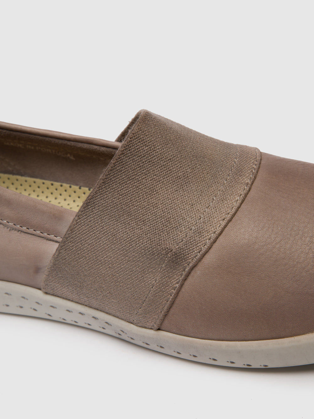 Sapatos Slip-on INO497SOF Taupe