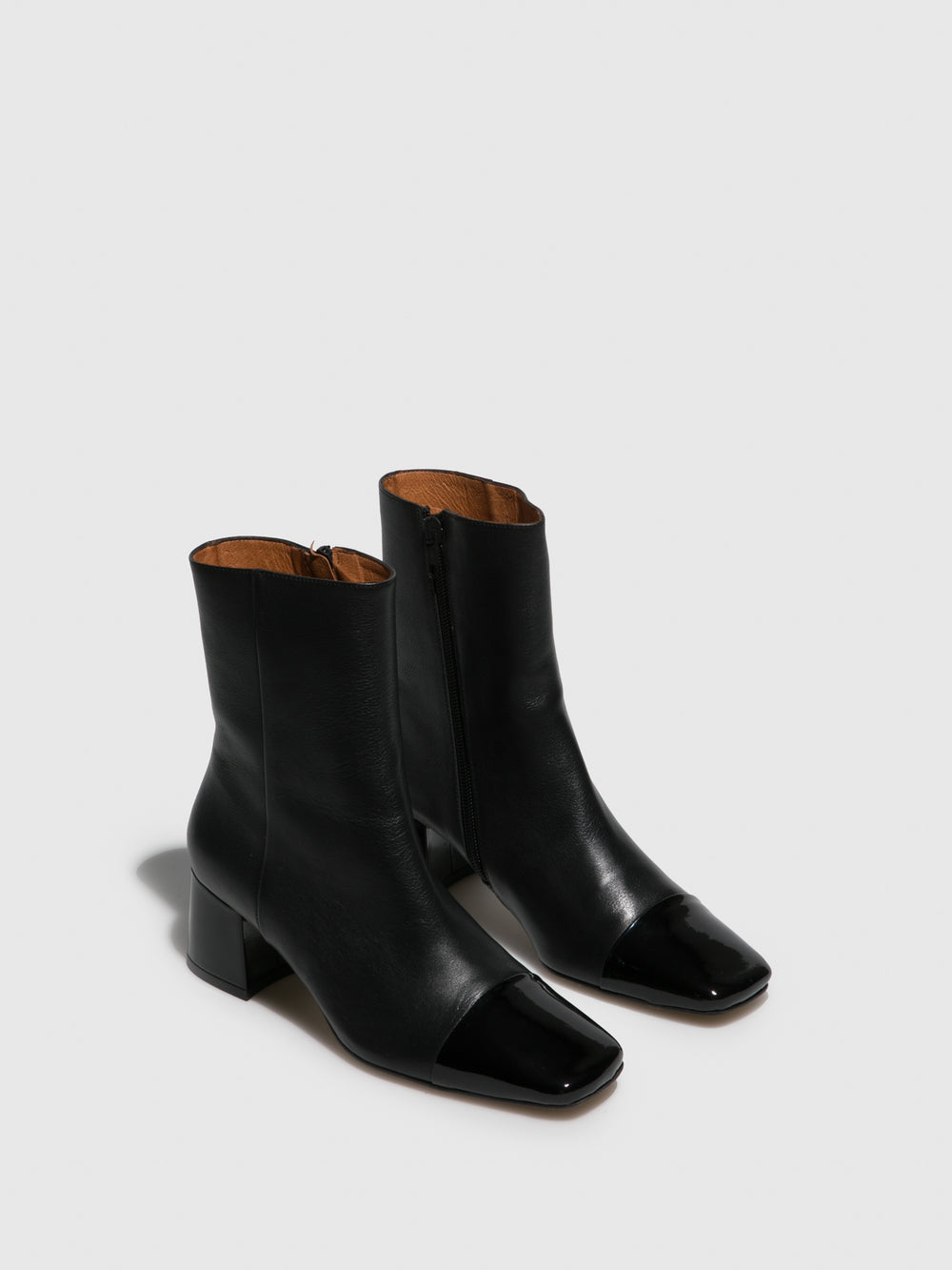Botins com Fecho em Preto