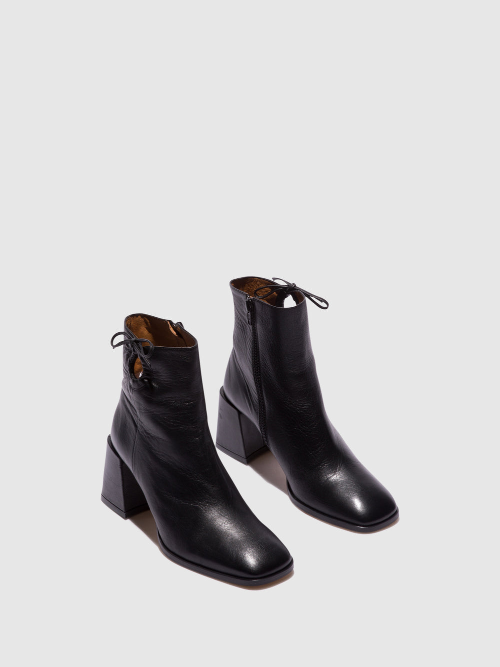 Botins com Fecho em Preto